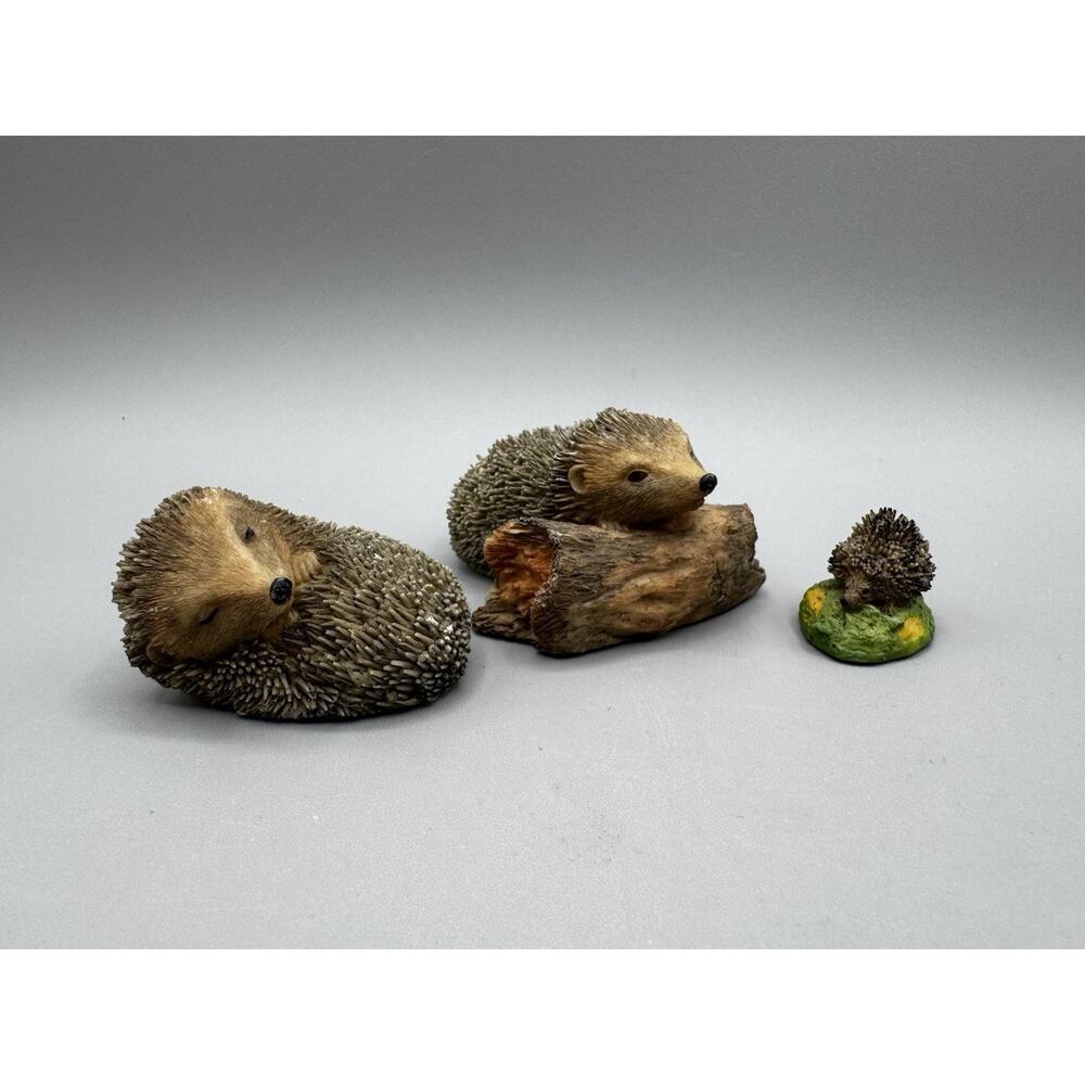 Arista of Scotland Hedgehogs Set 3 Miniature Hand Painted Figurines Trinket VTG